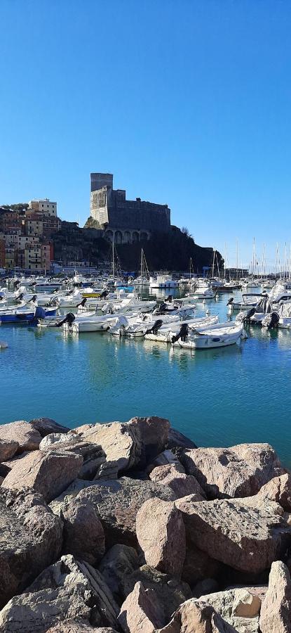 Dagli Ulivi Al Mare Lerici Exterior foto