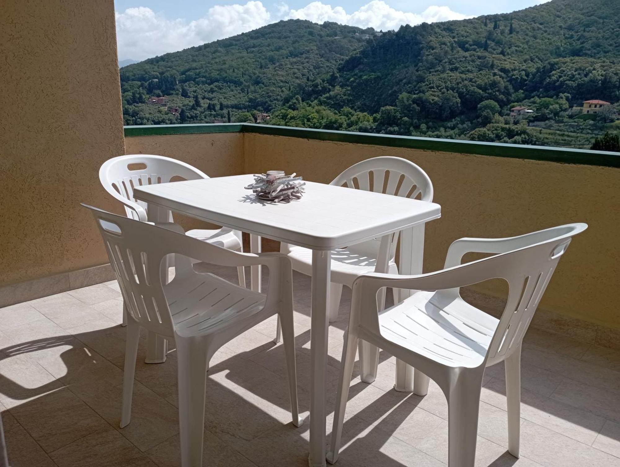 Dagli Ulivi Al Mare Lerici Exterior foto
