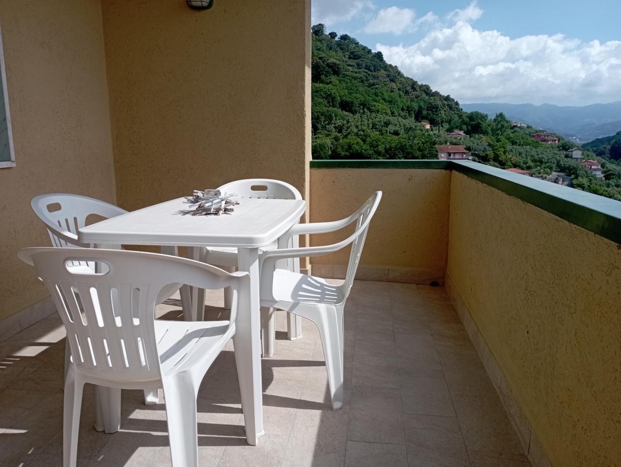 Dagli Ulivi Al Mare Lerici Exterior foto